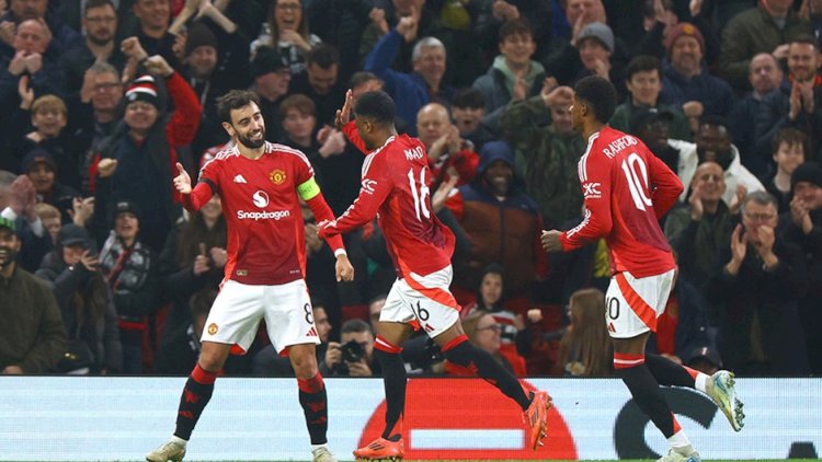 "Mançester Yunayted" evdə üç xala sevindi - VİDEO "Mançester Yunayted" evdə üç xala sevindi - VİDEO