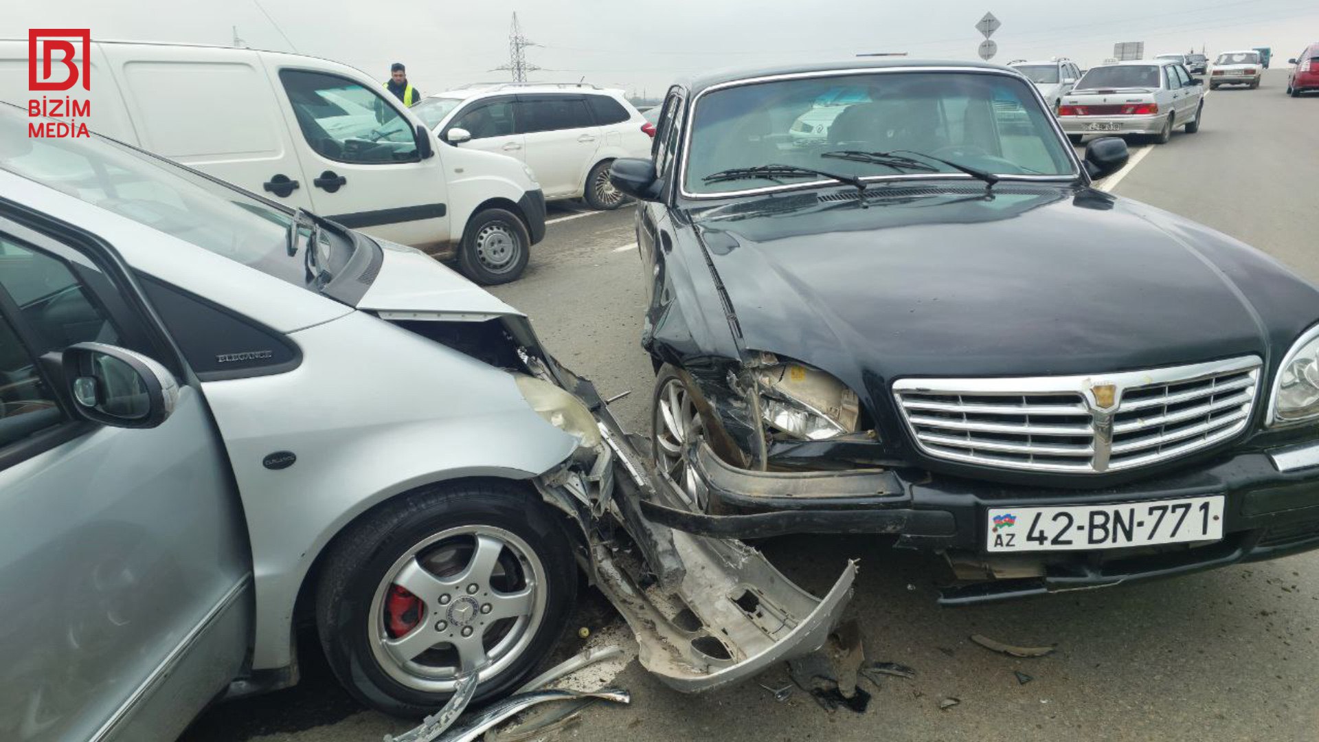 Lənkəranda ağır qəza: 54 yaşlı qadın xəsarət aldı - FOTO Lənkəranda ağır qəza: 54 yaşlı qadın xəsarət aldı - FOTO