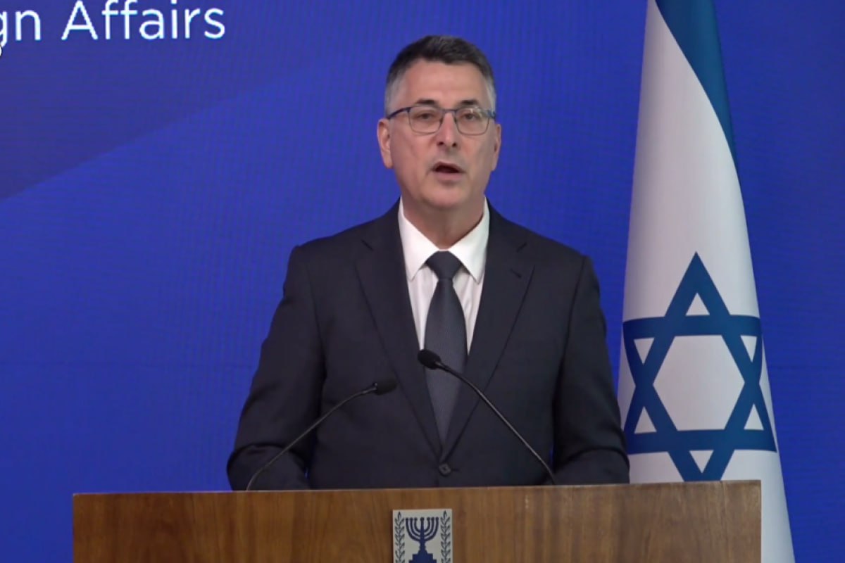 &ldquo;Laricaninin başına 10 milyon dollar mükafat qoyulmuşdu, amma biz bunu havayı etdik&rdquo;