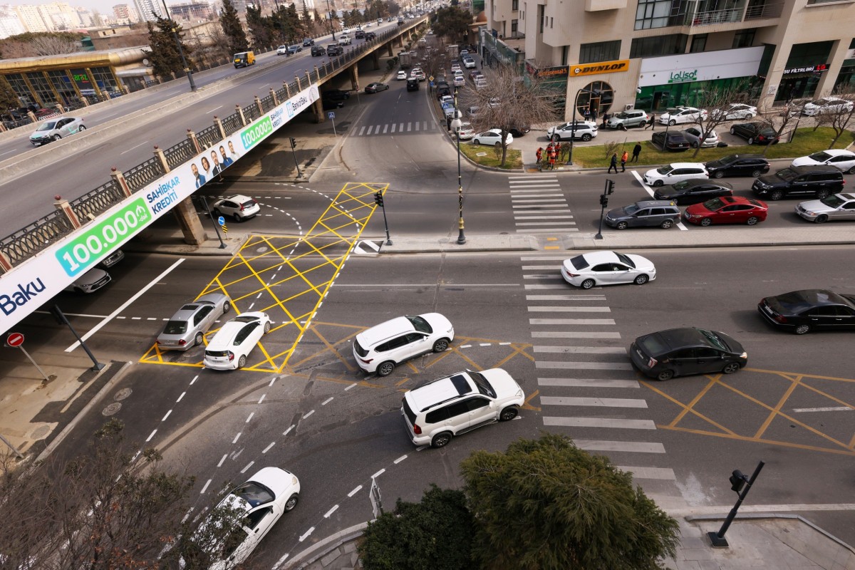 Sürücülərin NƏZƏRİNƏ: Tbilisi prospektində dəyişiklik edildi &ndash; FOTO