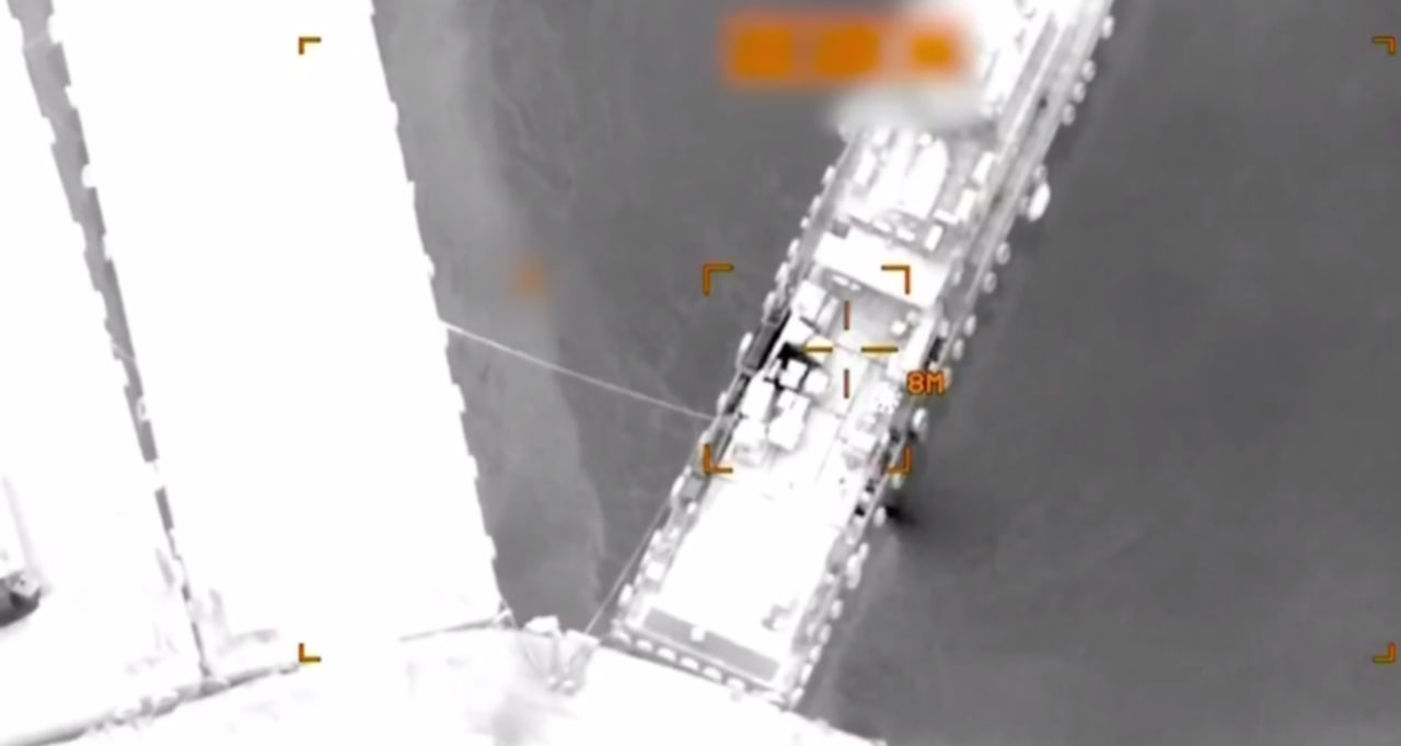 ABŞ Hörmüzdəki İran gəmilərini belə məhv etdi &ndash; ANBAAN VİDEO