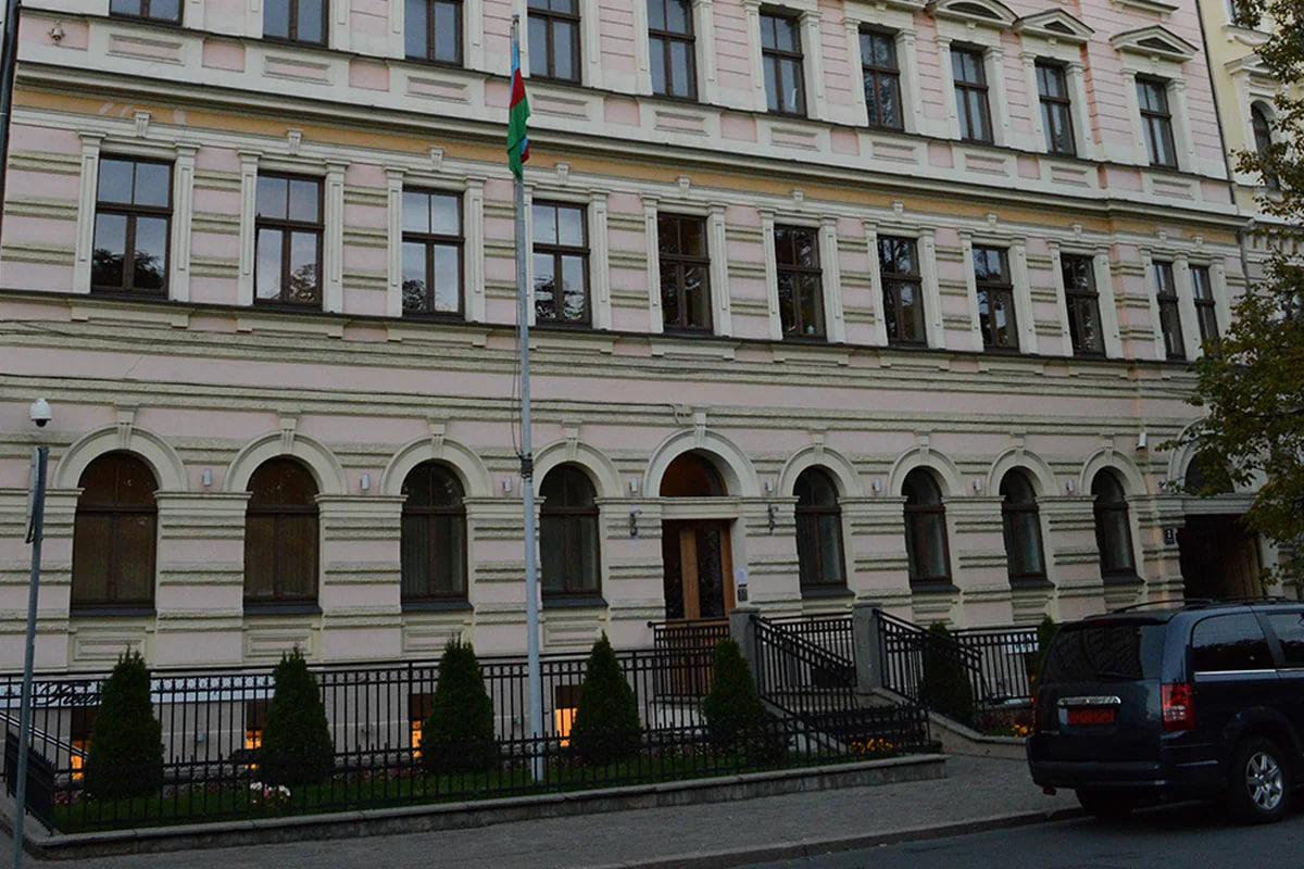 Ölkəmizin Latviyadakı səfirliyi bayram günlərində işləməyəcək - FOTO