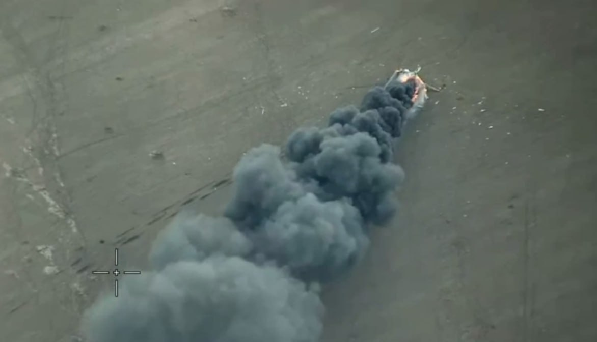 Ukrayna hərbçiləri Rusiya helikopterini dronla vurdu – VİDEO Ukrayna hərbçiləri Rusiya helikopterini dronla vurdu – VİDEO