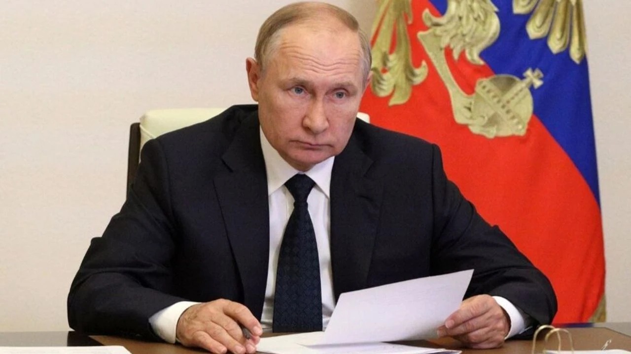 Putin Pezeşkiana mesaj yolladı: "İranın yanındayıq!"