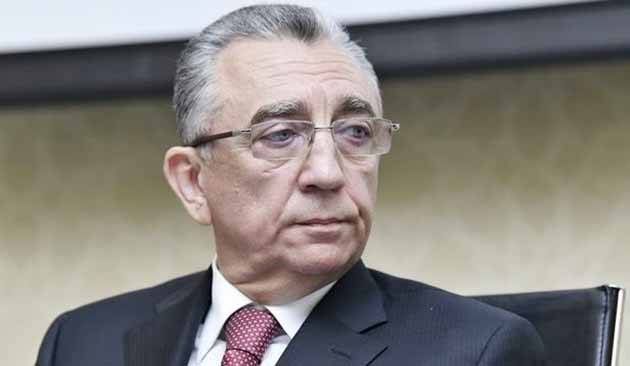 Eldar Əzizov Suraxanıya getdi &ndash; Töhmət verdiyi icra başçısıyla görüşdü