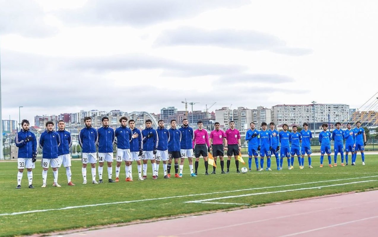 Bu matçda qalmaqal - Maksim Medvedev komandanı meydandan çıxardı Bu matçda qalmaqal - Maksim Medvedev komandanı meydandan çıxardı