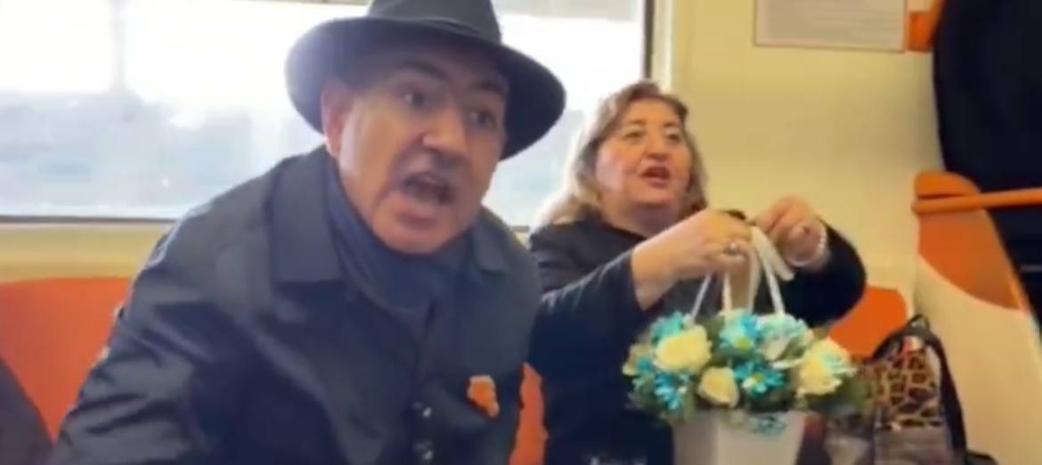 Paşinyan metroda Qarabağdan köçən şəxsə: &ldquo;Siz qaçdınız!&rdquo; - VİDEO