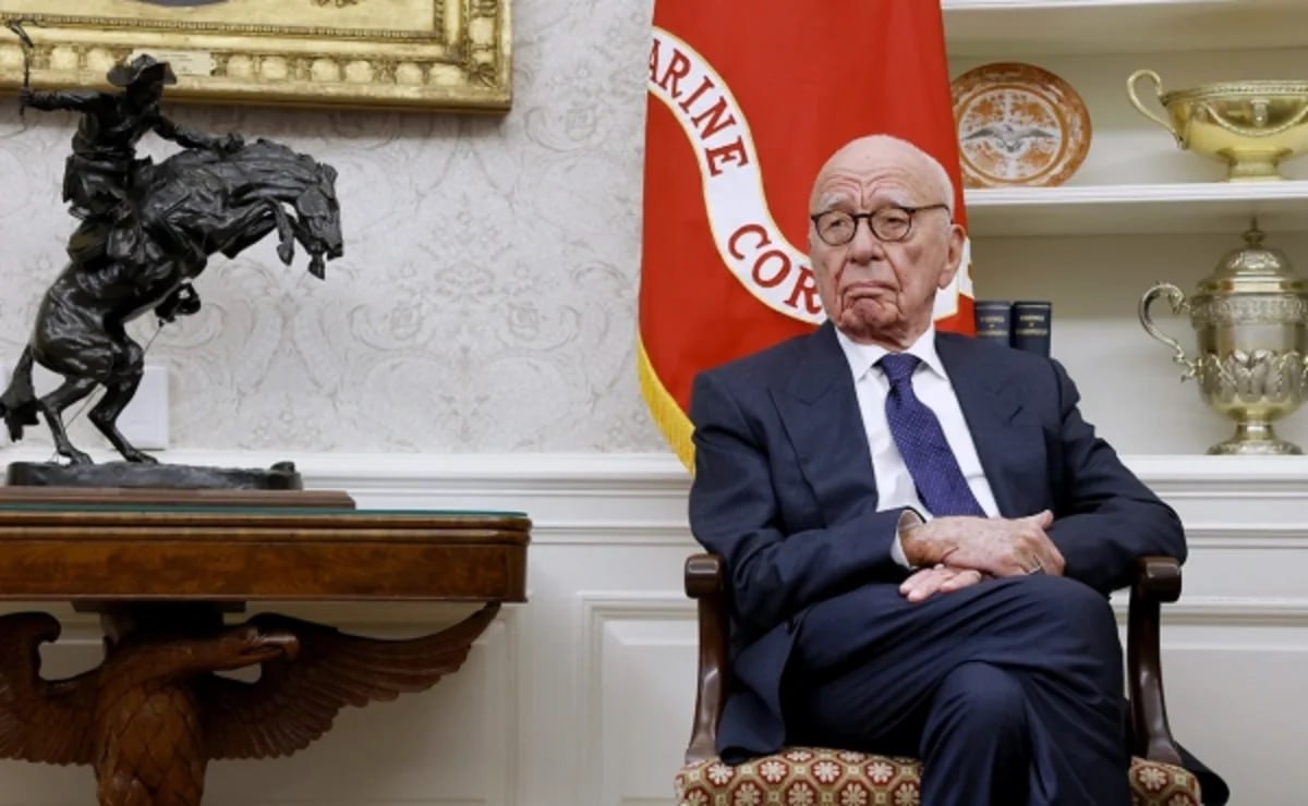 SİRLƏR AÇILDI: Trampı İrana hücuma sövq edən bu ŞƏXS İMİŞ