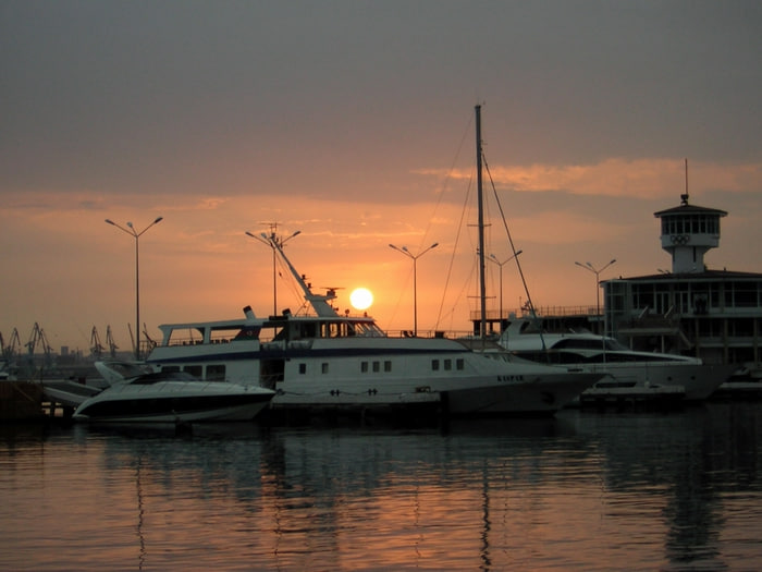 Bakı buxtasının UNUDULAN ATRİBUTU - Yelkənli qayıqlar nə zaman GERİ DÖNƏCƏK? Bakı buxtasının UNUDULAN ATRİBUTU - Yelkənli qayıqlar nə zaman GERİ DÖNƏCƏK?
