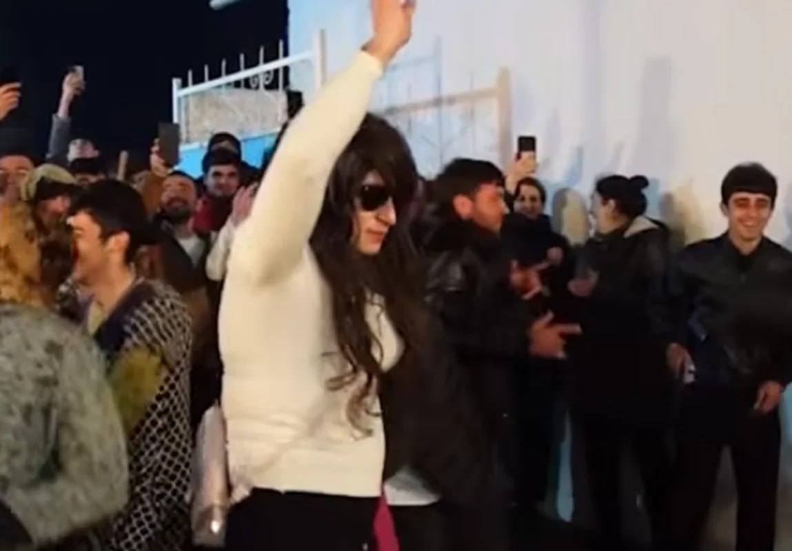 Sosial şəbəkədə yayılan görüntülər gündəmi alt-üst etdi - VİDEO