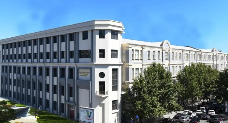 ADNSU dünya reytinqində iki fənn üzrə yüksək pillədə qərarlaşıb - FOTO ADNSU dünya reytinqində iki fənn üzrə yüksək pillədə qərarlaşıb - FOTO