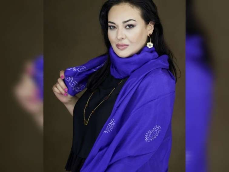 29 il əvvəl Azərbaycan gözəli seçilən xanımın son halı 29 il əvvəl Azərbaycan gözəli seçilən xanımın son halı