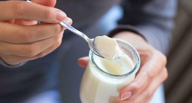 Qatıq yeməyin də saatı varmış: Faydası qat-qat artır