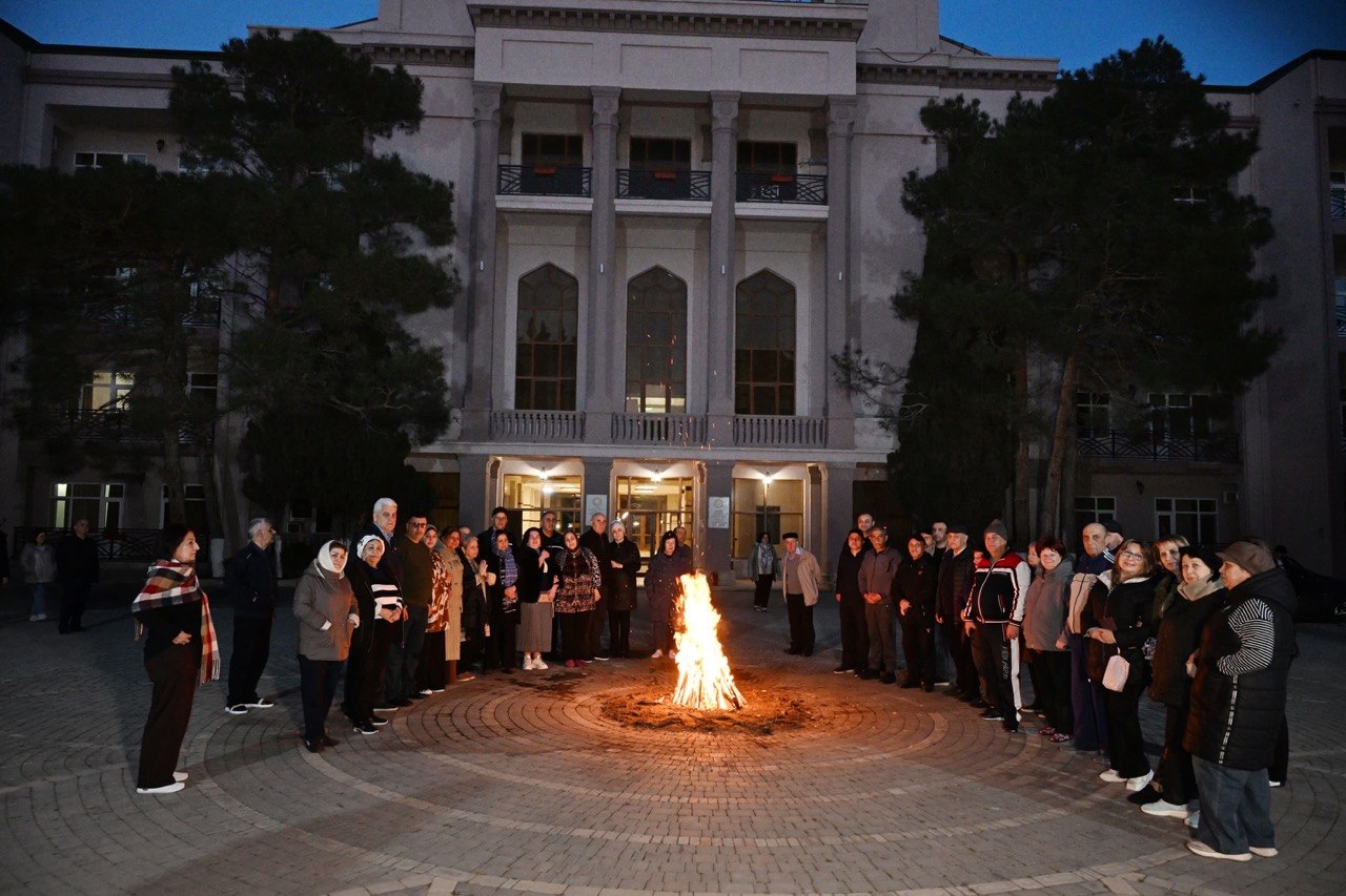 Azərbaycan Həmkarlar İttifaqları Konfederasiyasının Novruz və Ramazanla bağlı bayram tədbirləri – FOTO Azərbaycan Həmkarlar İttifaqları Konfederasiyasının Novruz və Ramazanla bağlı bayram tədbirləri – FOTO