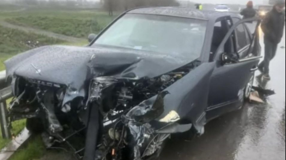 Masallıda QƏZA: 34 yaşlı sürücü həyatını itirdi, 2 yaralı var - FOTO/VİDEO