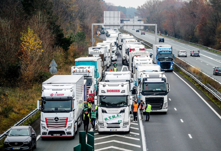 Yanacaq bahalaşdı - Sürücülər etiraz etdi