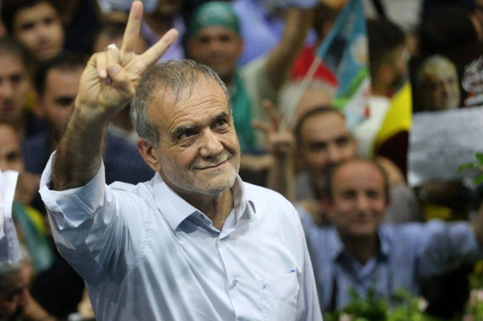 Pezeşkian ABŞ-la danışıqların aparıldığını ilk dəfə təsdiqlədi