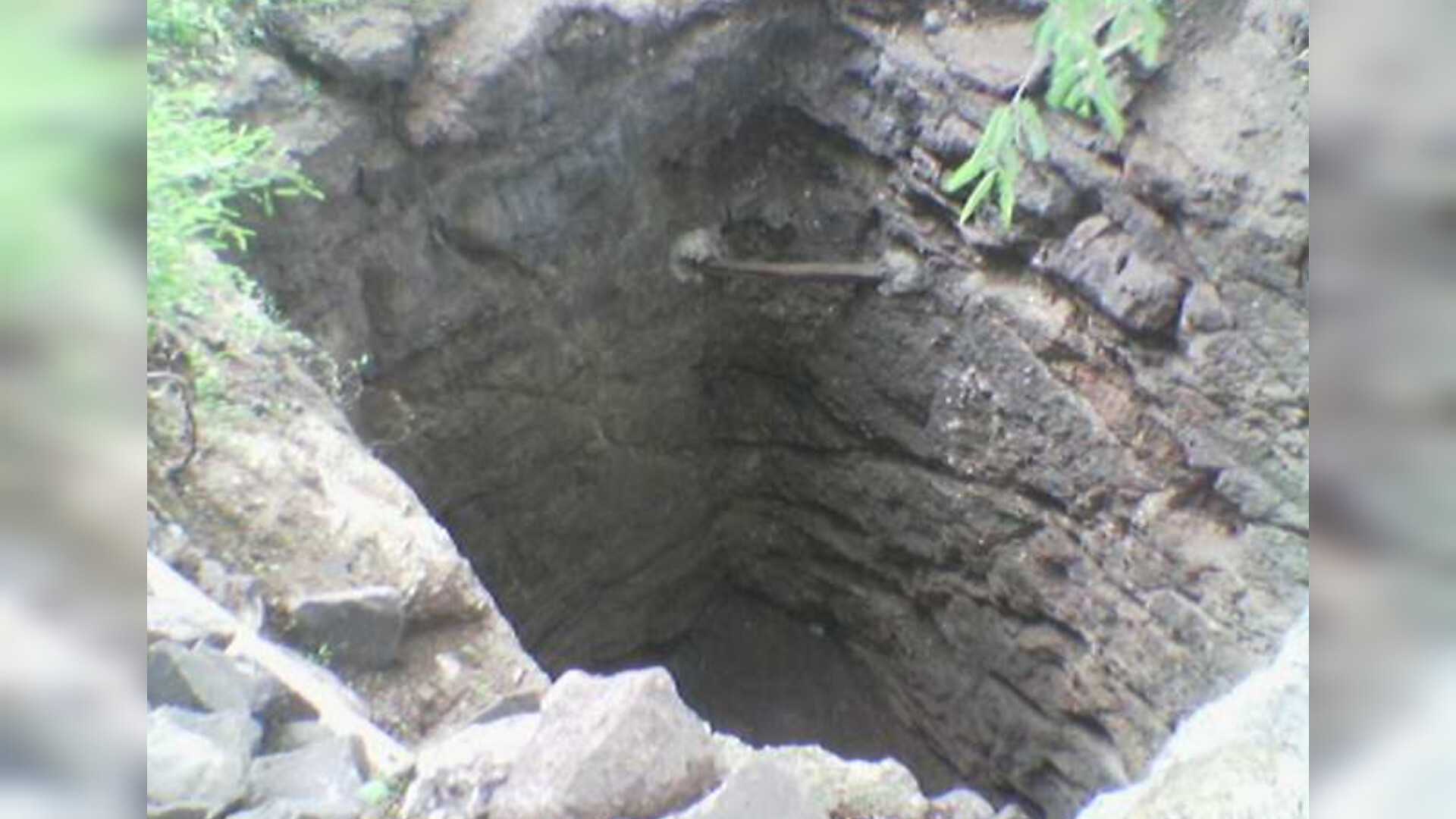 Zirə sakininin meyiti evinin həyətində quyuda tapıldı Zirə sakininin meyiti evinin həyətində quyuda tapıldı