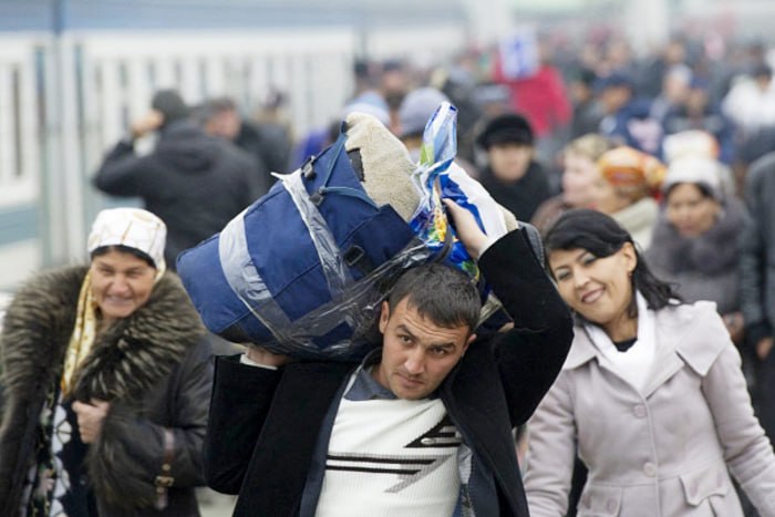 Səyahət edən viruslar - Miqrant axını hansı xəstəlikləri yayır?