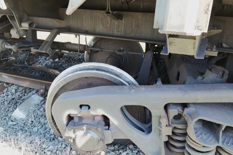 Rusiyada sərnişin qatarının 7 vaqonu relsdən çıxdı - VİDEO