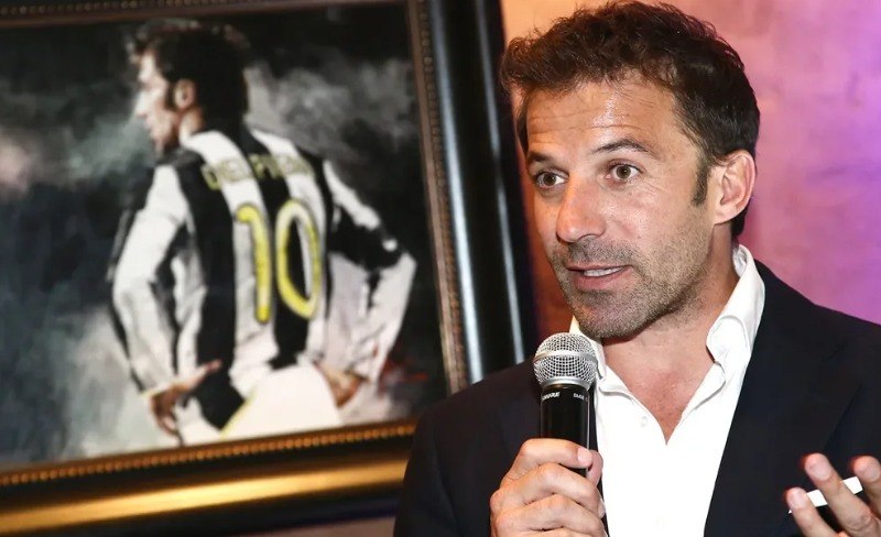 Del Pyero İtaliya milli komandasını dünya futbolunun gülüş obyekti adlandırıb