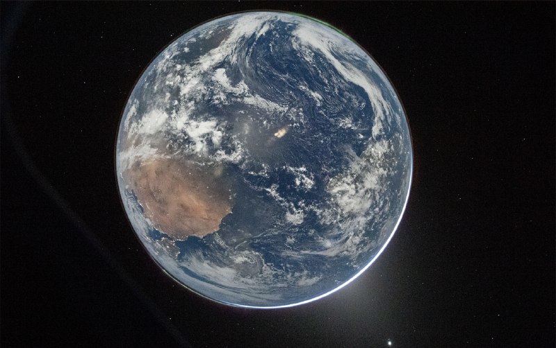 54 ildən sonra Yerin tam fotosu çəkildi