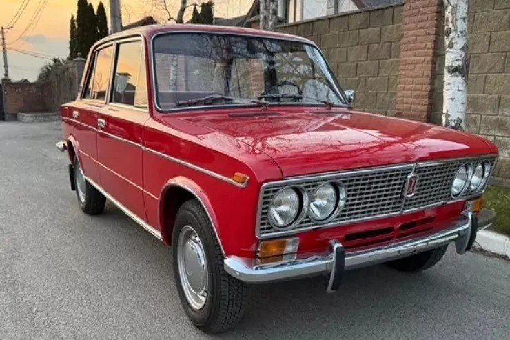 36 il əvvəlin &ldquo;VAZ-2103&rdquo;ü &ndash; 6900 dollara satılır