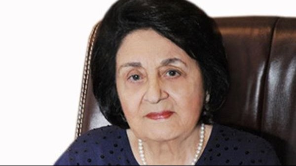 ​68 ildir eyni qurumda çalışır: 100 yaşı olacaq - FOTO