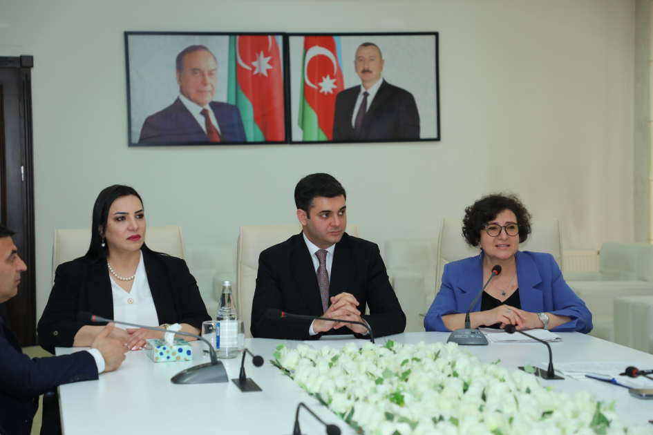 Şimal bölgəsinin media nümayəndələri “Mediada Azərbaycan dili” təlimlərinə cəlb olundu - FOTO Şimal bölgəsinin media nümayəndələri “Mediada Azərbaycan dili” təlimlərinə cəlb olundu - FOTO