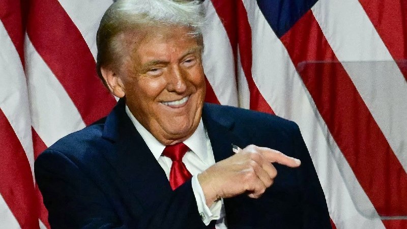 Tramp “The New York Times”ın NATO səhvini lağa qoydu - FOTO Tramp “The New York Times”ın NATO səhvini lağa qoydu - FOTO