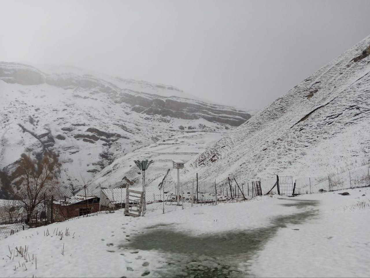 Şimal bölgəsində dağlıq ərazilərə qar yağıb - FOTO/VİDEO Şimal bölgəsində dağlıq ərazilərə qar yağıb - FOTO/VİDEO