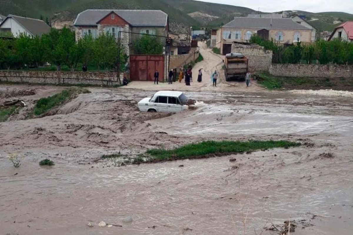 Dağıstana yenidən sel gəldi, evləri su basdı - VİDEO Dağıstana yenidən sel gəldi, evləri su basdı - VİDEO