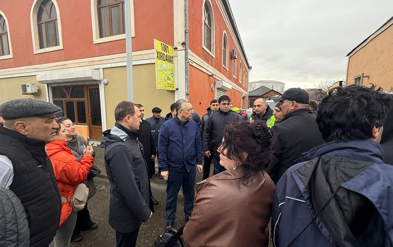 Eldar Əzizov Keşləyə getdi - FOTO Eldar Əzizov Keşləyə getdi - FOTO