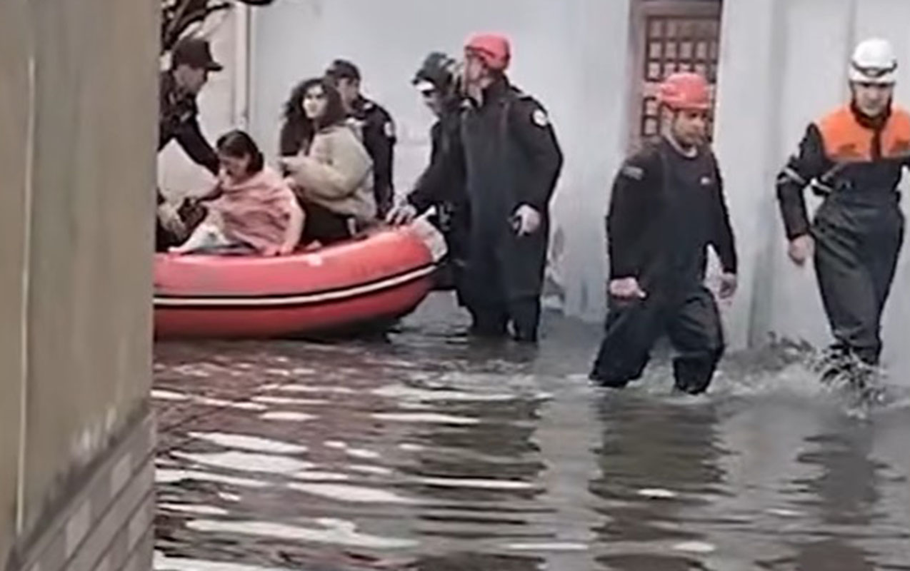 Subasmaya səbəb kollektorun üstündə tikilən ev imiş - SÖKÜLMƏLİDİR