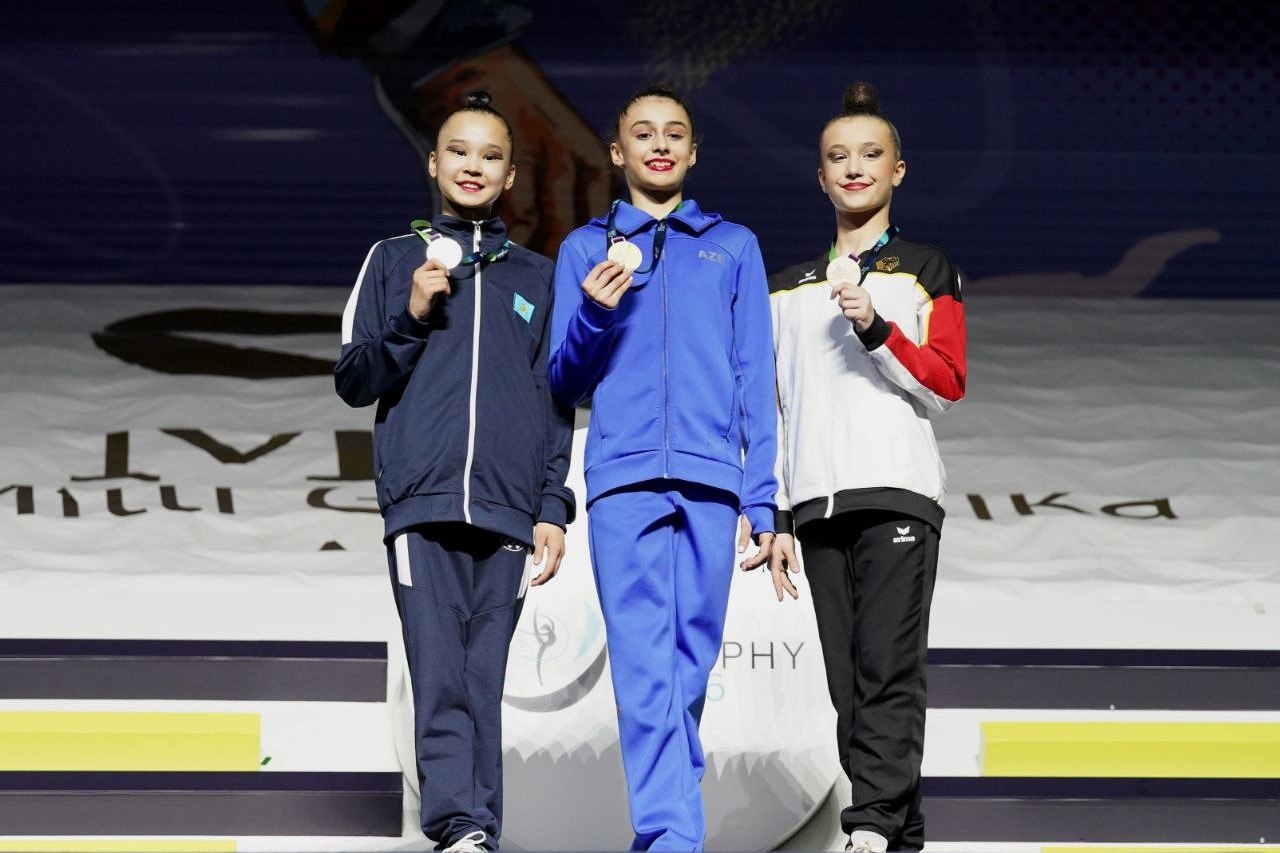 Azərbaycan gimnastı qızıl medal qazandı - VİDEO Azərbaycan gimnastı qızıl medal qazandı - VİDEO