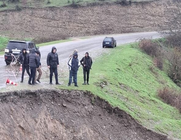 Qusar rayonunda selin fəsadları aradan qaldırılır - FOTO Qusar rayonunda selin fəsadları aradan qaldırılır - FOTO