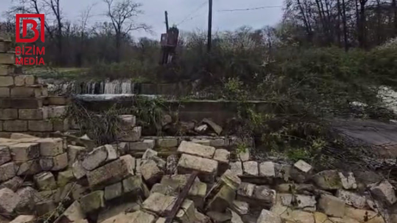 Xaçmazda yağışın törətdiyi fəsadlarla bağlı RƏSMİ AÇIQLAMA – VİDEO Xaçmazda yağışın törətdiyi fəsadlarla bağlı RƏSMİ AÇIQLAMA – VİDEO