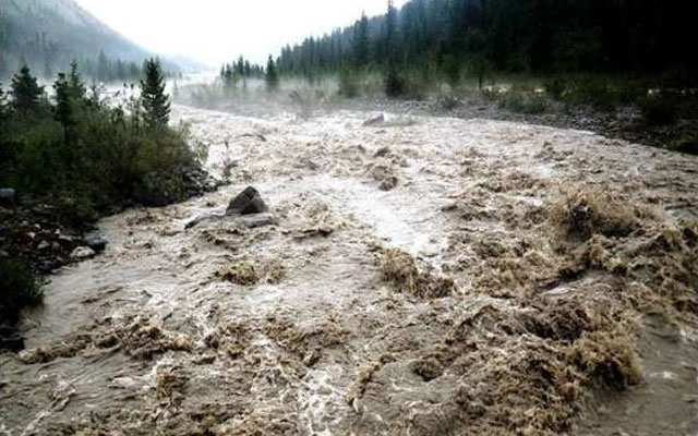 Bu hallar &ldquo;Azərişıq&rdquo; əməkdaşlarına problemlər yaradır &ndash; Sel suları ilə bağlı qurumdan açıqlama