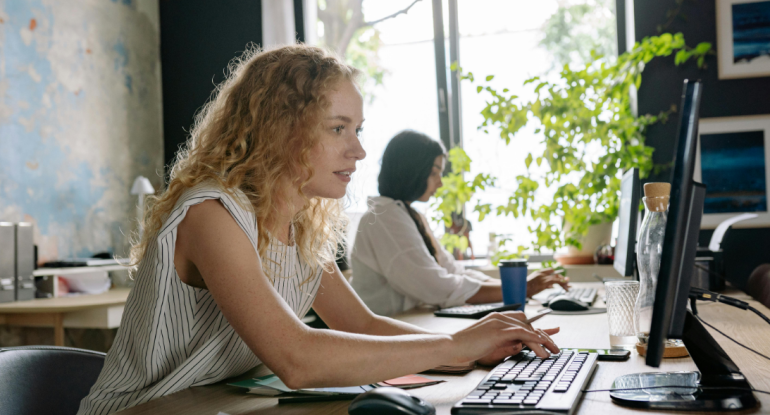 İşsiz qadınların nəzərinə - Qeydiyyat başladı