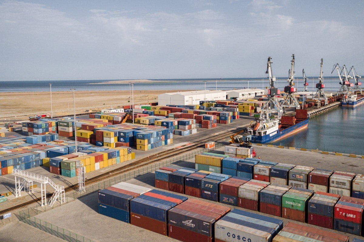 Bakı Limanında yük aşırma üzrə REKORD – FOTO Bakı Limanında yük aşırma üzrə REKORD – FOTO