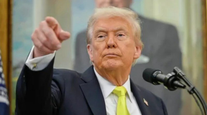 Tramp İranda pilotun xilasını işıqlandıran jurnalisti həbslə hədələdi Tramp İranda pilotun xilasını işıqlandıran jurnalisti həbslə hədələdi