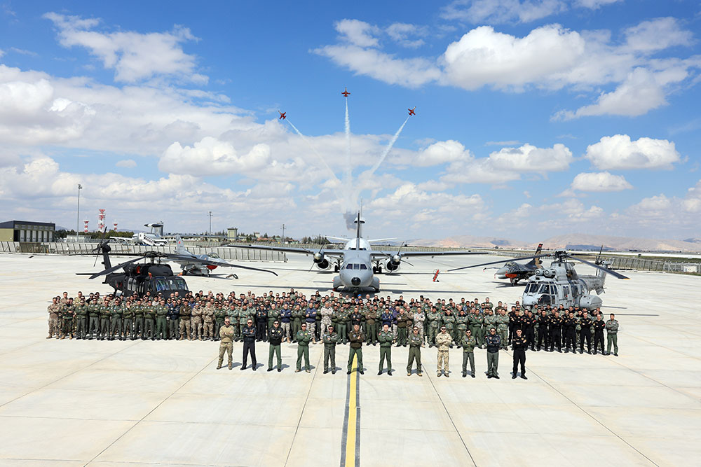 Hərbçilərimiz Türkiyədə beynəlxalq hərbi təlimdə - FOTO