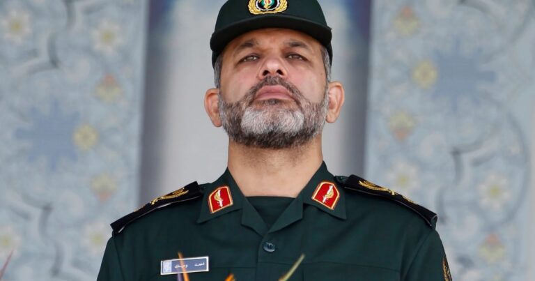 SEPAH komandanı HƏDƏFDƏ: İclasda olan yüksək rütbəli İran rəsmilərinə hücum &ndash; ANBAAN VİDEO