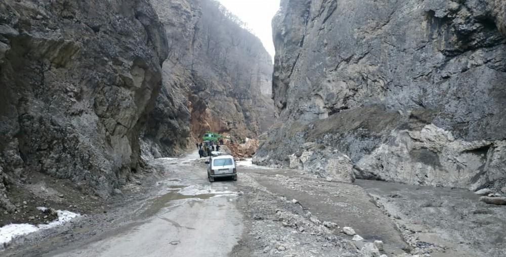 Quba-Xınalıq yolunda sürüşmə