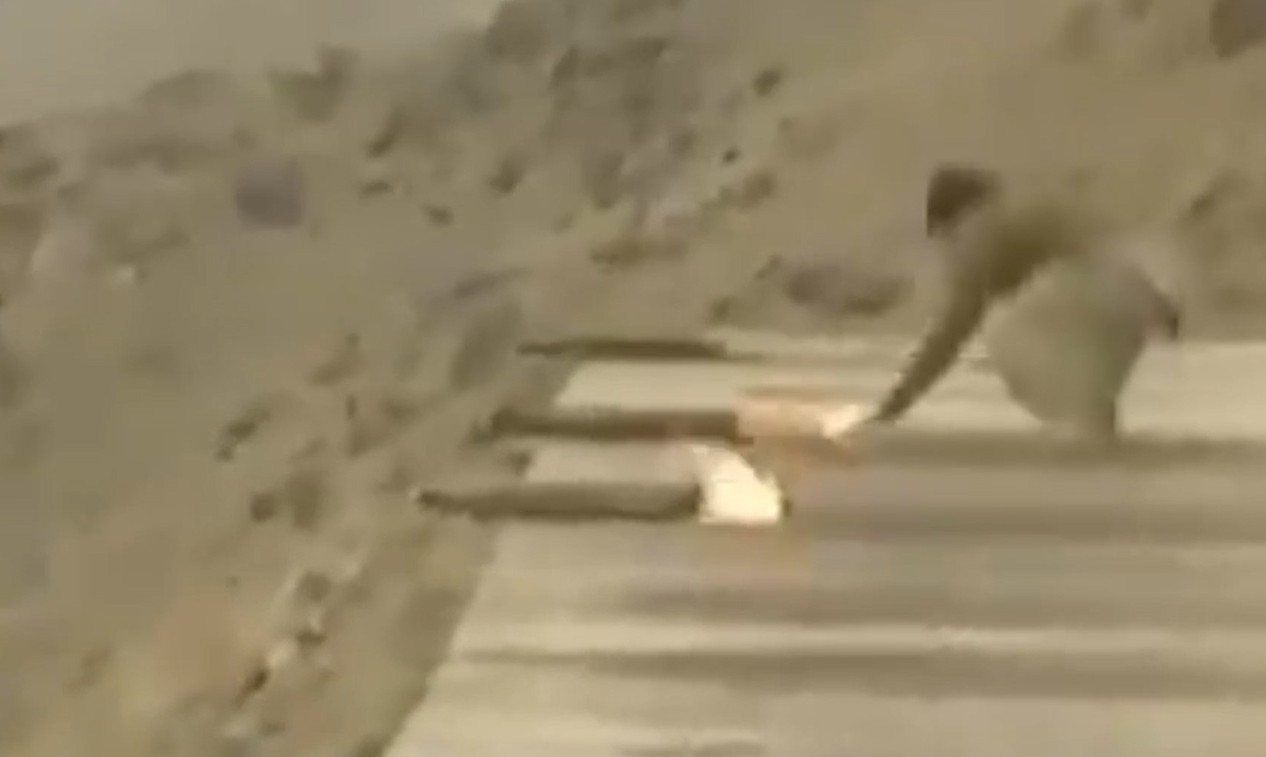 Əfqanıstan raketləri müharibəni “kölgədə qoydu” - VİDEO Əfqanıstan raketləri müharibəni “kölgədə qoydu” - VİDEO