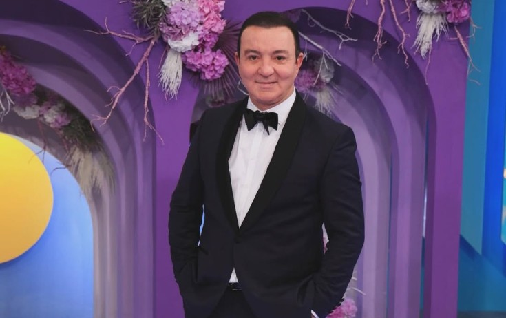 "Bir insanın əynində üçdən artıq rəng varsa, anormaldır" "Bir insanın əynində üçdən artıq rəng varsa, anormaldır"