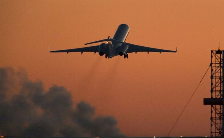 Küveytin hava məkanı yenə açılmadı - İrana görə...