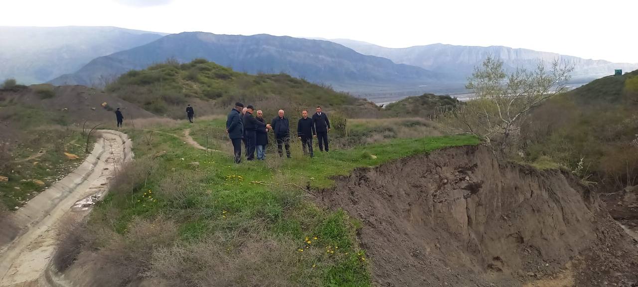 Qusarda güclü yağışların fəsadları aradan qaldırılır - FOTO