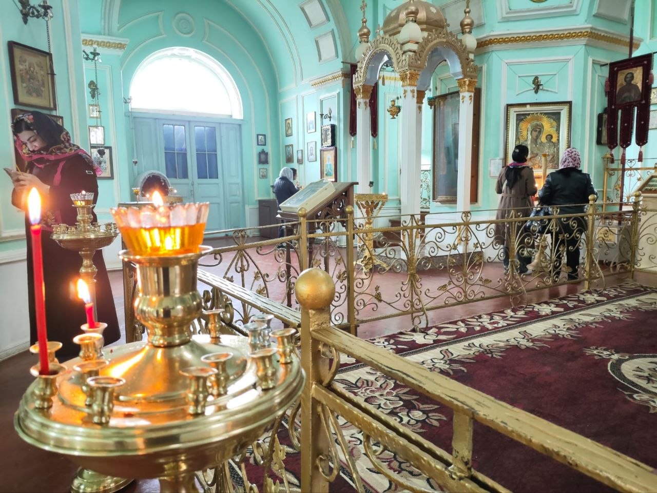 Gəncə və ətraf rayonlarda yaşayan xristianlar Pasxa bayramını qeyd edirlər - FOTO