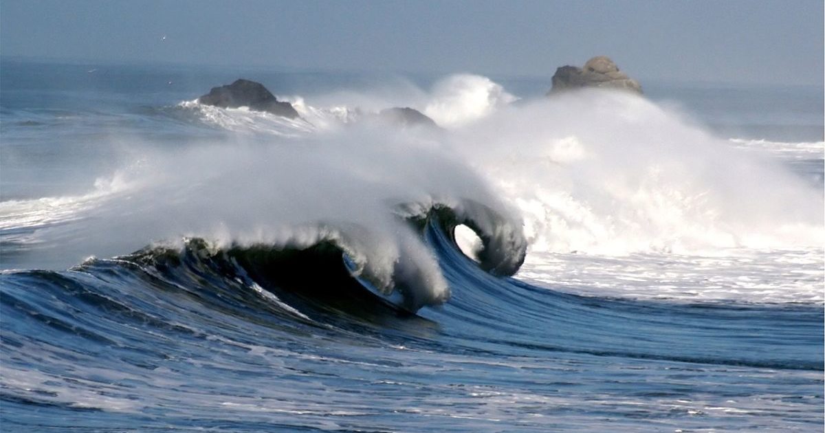 Xəzər dənizindən su nümunələri götürülüb Xəzər dənizindən su nümunələri götürülüb